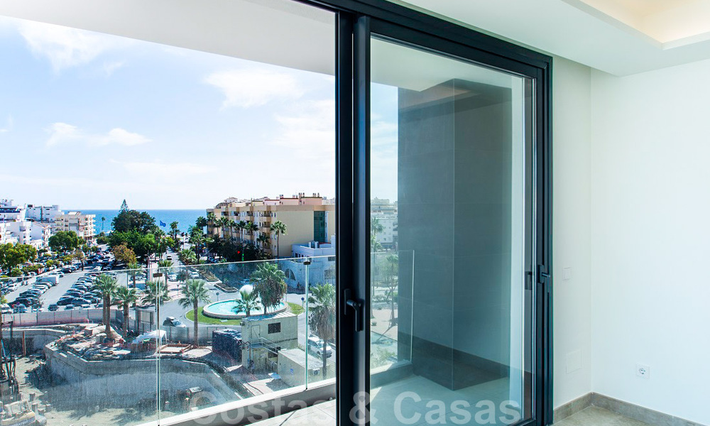 Elegant modern appartement met zee- en stadszicht te koop in het centrum van Estepona 32248
