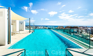 Elegant modern appartement met zee- en stadszicht te koop in het centrum van Estepona 32251 
