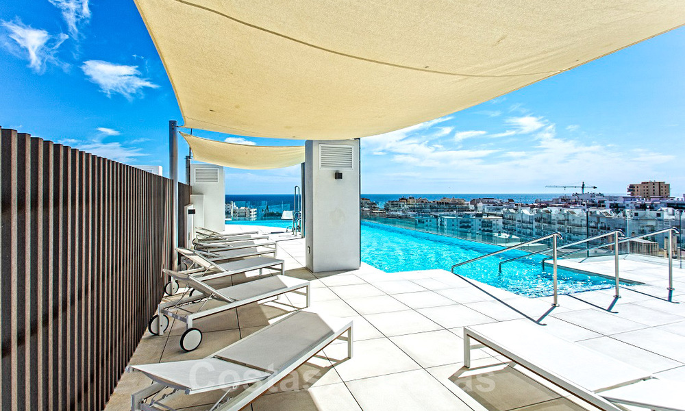 Elegant modern appartement met zee- en stadszicht te koop in het centrum van Estepona 32253