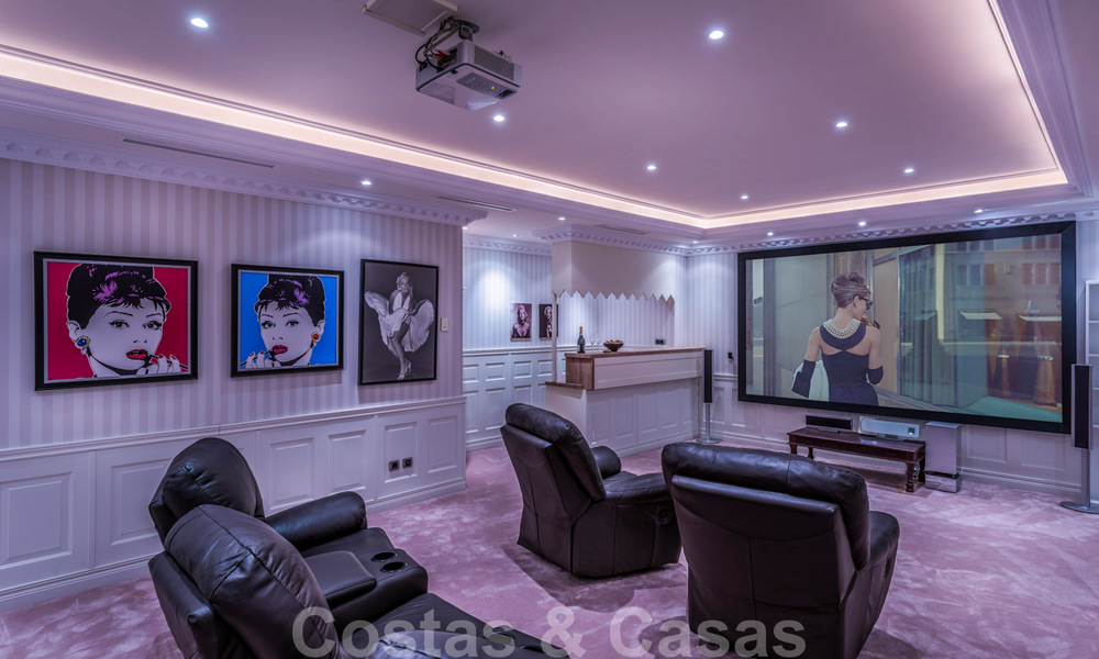 Elegant, mediterraan landgoed met panoramisch uitzicht op zee te koop in een gated community in Nueva Andalucia - Marbella 32337