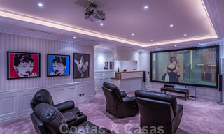 Elegant, mediterraan landgoed met panoramisch uitzicht op zee te koop in een gated community in Nueva Andalucia - Marbella 32337 