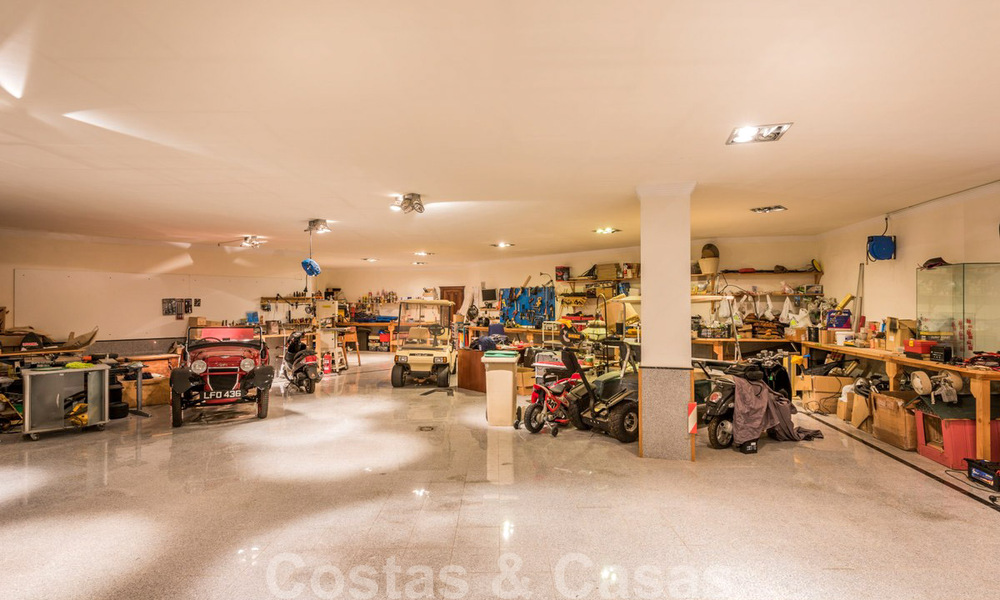 Elegant, mediterraan landgoed met panoramisch uitzicht op zee te koop in een gated community in Nueva Andalucia - Marbella 32352