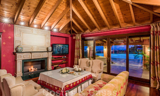 Elegant, mediterraan landgoed met panoramisch uitzicht op zee te koop in een gated community in Nueva Andalucia - Marbella 32356 