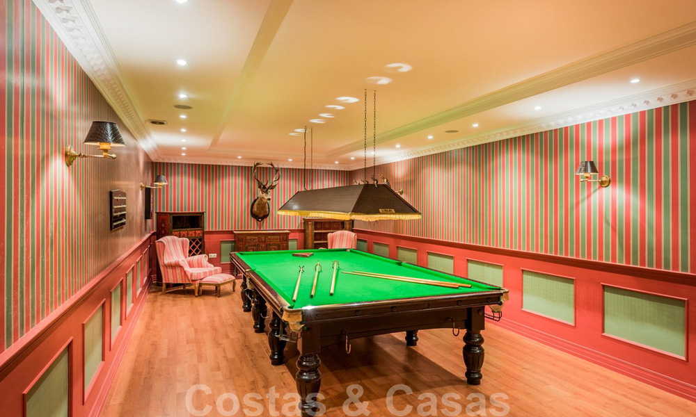 Elegant, mediterraan landgoed met panoramisch uitzicht op zee te koop in een gated community in Nueva Andalucia - Marbella 32368