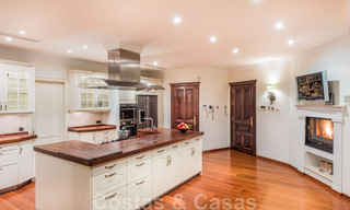 Elegant, mediterraan landgoed met panoramisch uitzicht op zee te koop in een gated community in Nueva Andalucia - Marbella 32376 