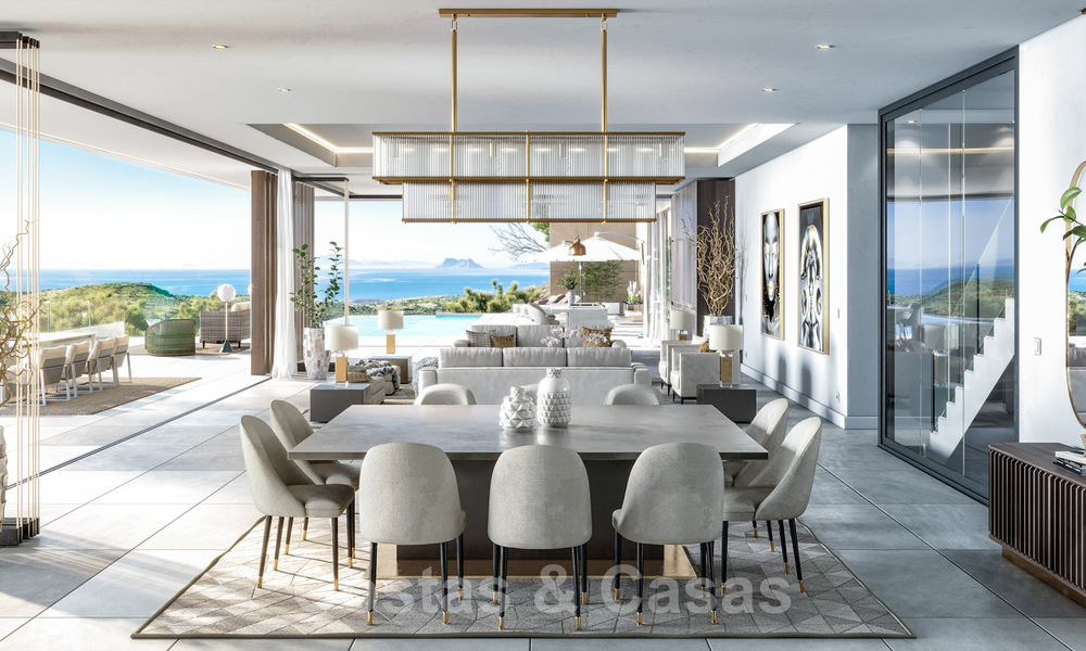 Bouwgronden voor nieuwbouw villa’s met spectaculair uitzicht op de golf, het meer, bergen en de zee tot aan Afrika, in een afgeschermd golfresort te koop in Benahavis - Marbella 32425