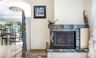 Schitterend zuid gericht penthouse met prachtig zee- en bergzicht te koop in de Golf Valley van Nueva Andalucia, Marbella 32455 