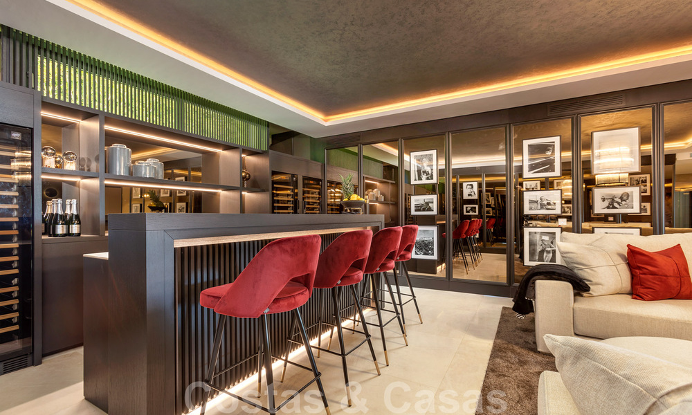 Instapklare exclusieve moderne villa te koop, met panoramisch berg-, golf- en zeezicht in Marbella - Benahavis. 32635