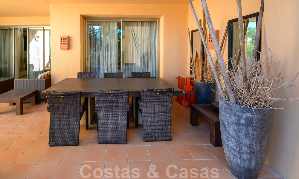 Instapklaar ruim luxeappartement te koop in prestigieus complex aan de Golden Mile in Marbella 32740