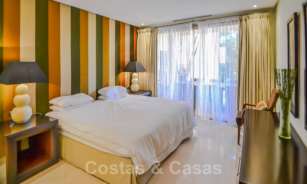 Instapklaar ruim luxeappartement te koop in prestigieus complex aan de Golden Mile in Marbella 32766