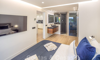 Prachtig eigentijds gerenoveerd, zuid gericht, luxe tuinappartement te koop in Nueva Andalucia, Marbella 32861 