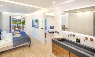 Prachtig eigentijds gerenoveerd, zuid gericht, luxe tuinappartement te koop in Nueva Andalucia, Marbella 32863 