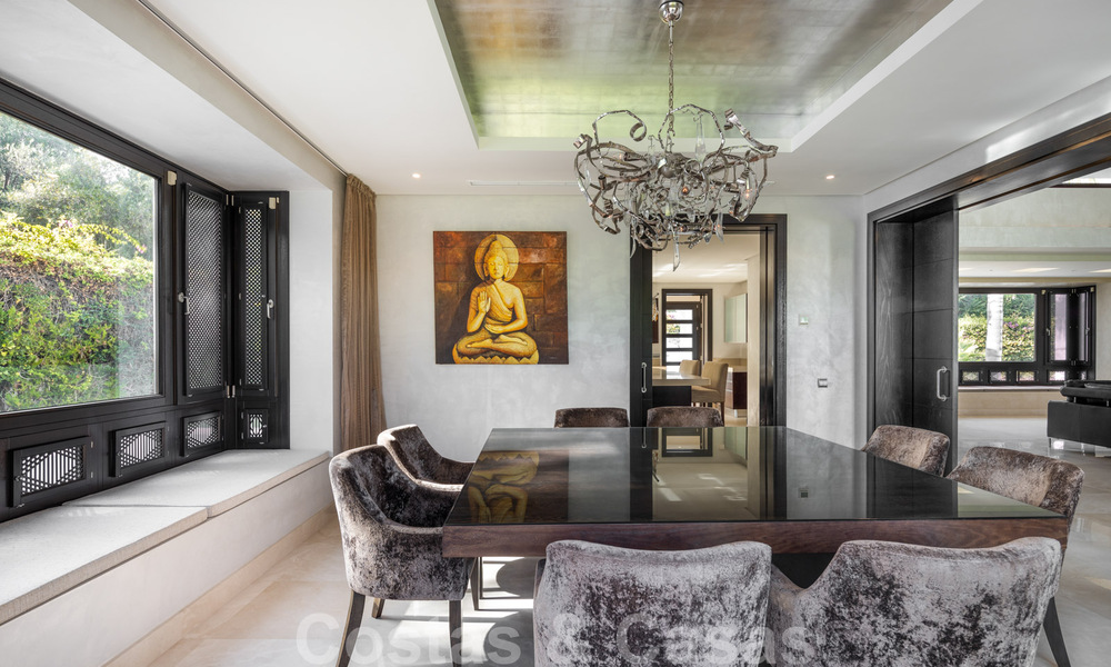 Luxevilla in Spaanse stijl te koop op wandelafstand van het strand, de golfbaan en voorzieningen in het prestigieuze Guadalmina Baja te Marbella 32918