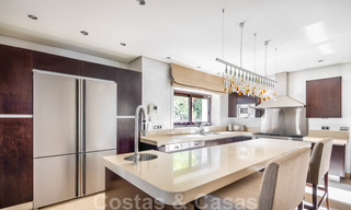 Luxevilla in Spaanse stijl te koop op wandelafstand van het strand, de golfbaan en voorzieningen in het prestigieuze Guadalmina Baja te Marbella 32919 