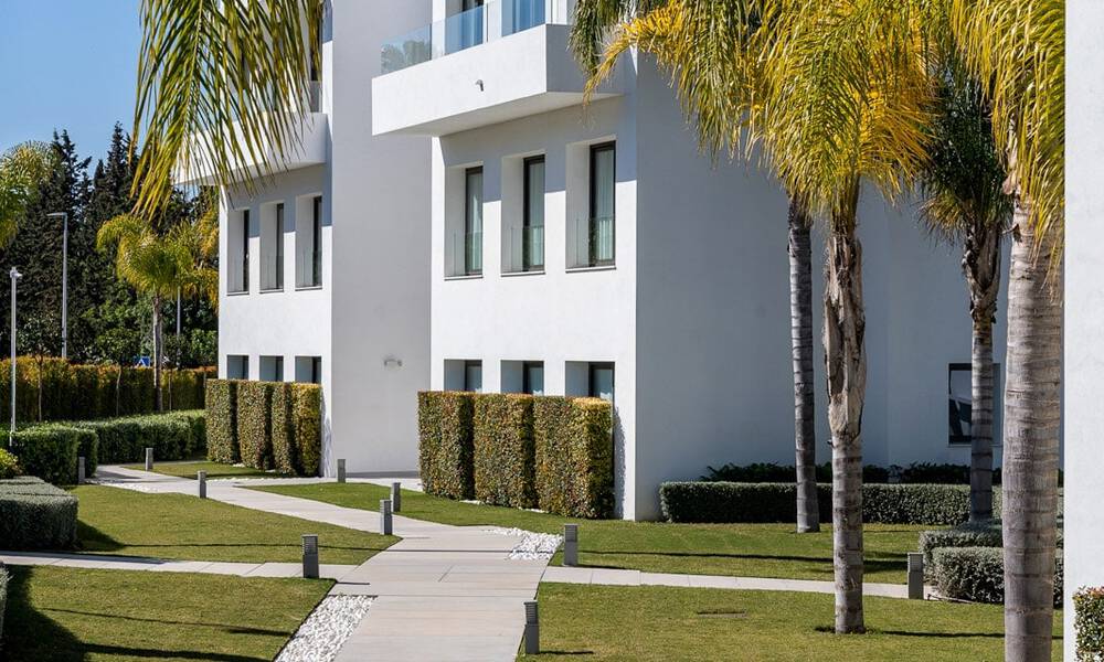 Instapklaar modern designer penthouse appartement te koop met 3 slaapkamers in luxe resort in Marbella - Estepona 33393