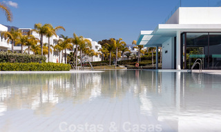 Instapklaar modern designer penthouse appartement te koop met 3 slaapkamers in luxe resort in Marbella - Estepona 33395 