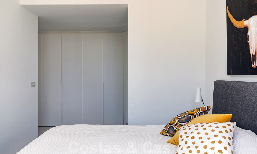Instapklaar modern designer penthouse appartement te koop met 3 slaapkamers in luxe resort in Marbella - Estepona 33412
