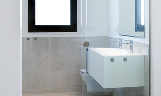 Instapklaar modern designer penthouse appartement te koop met 3 slaapkamers in luxe resort in Marbella - Estepona 33444 