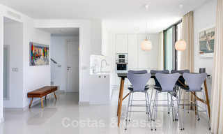 Instapklaar modern designer penthouse appartement te koop met 3 slaapkamers in luxe resort in Marbella - Estepona 33446 