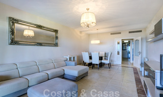 Luxe appartement te koop met privétuin en zeezicht in een luxueus vijfsterren golfresort in Benahavis - Marbella 33315 