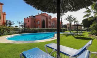 Luxe appartement te koop met privétuin en zeezicht in een luxueus vijfsterren golfresort in Benahavis - Marbella 33354 