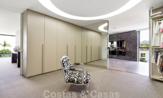 Instapklare exclusieve moderne luxevilla te koop in Benahavis - Marbella met schitterend open uitzicht over de golf en de zee 33517 