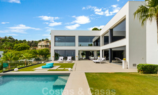 Instapklare exclusieve moderne luxevilla te koop in Benahavis - Marbella met schitterend open uitzicht over de golf en de zee 33540 