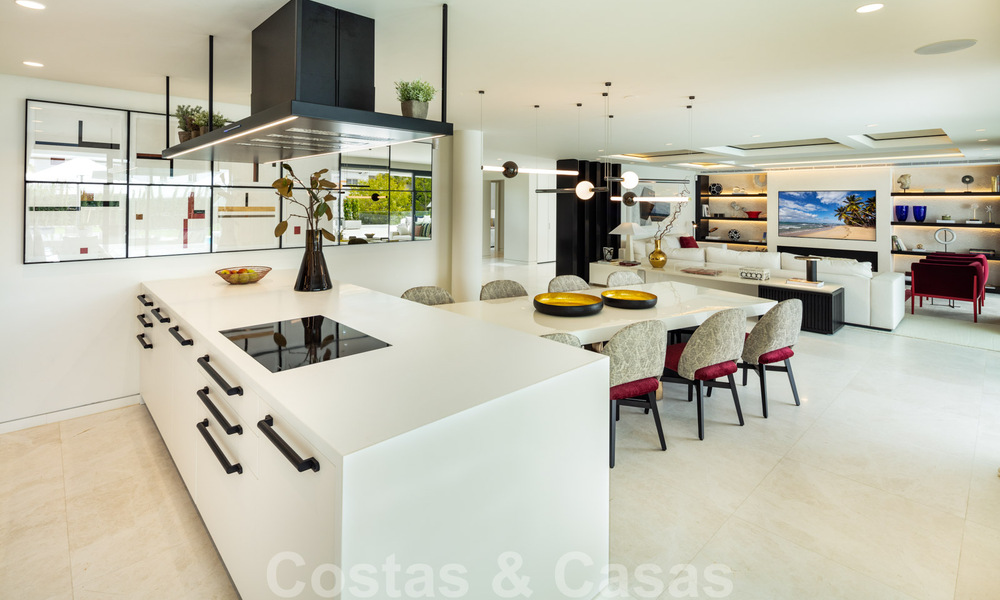 Instapklare moderne designvilla te koop in Nueva Andalucia - Marbella, op een steenworp van voorzieningen 34014
