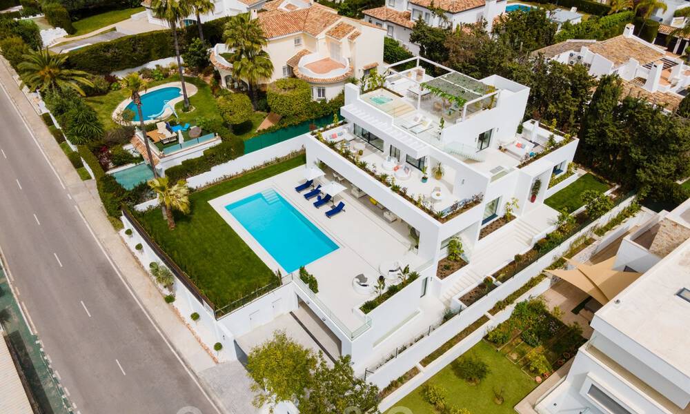 Instapklare moderne designvilla te koop in Nueva Andalucia - Marbella, op een steenworp van voorzieningen 34020