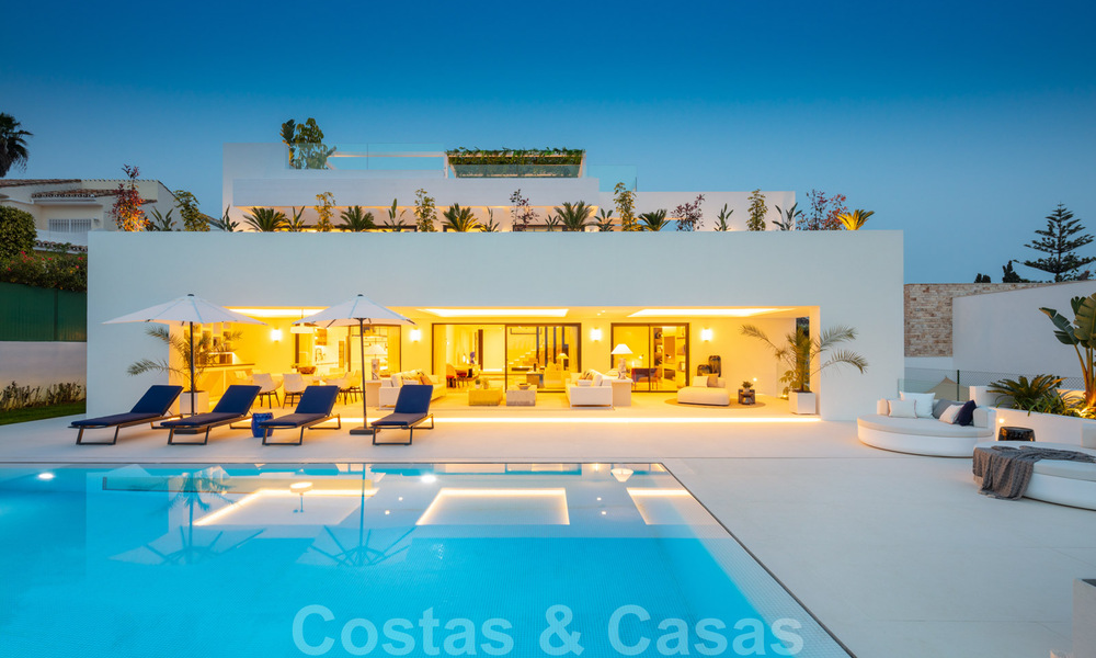 Instapklare moderne designvilla te koop in Nueva Andalucia - Marbella, op een steenworp van voorzieningen 34028