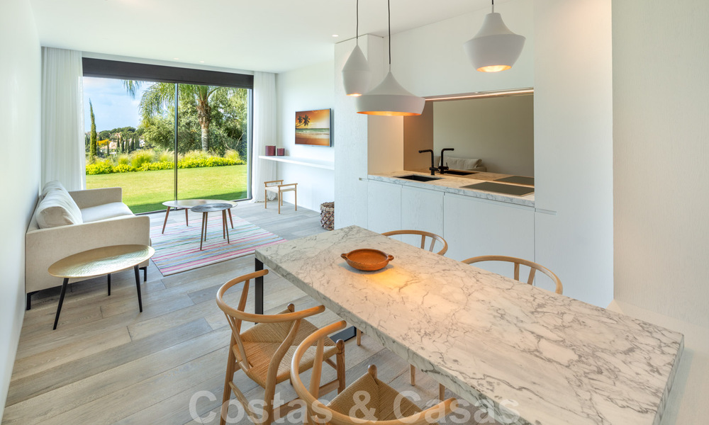 Moderne mediterrane design villa te koop met panoramisch zeezicht in Cascada de Camojan, Golden Mile, Marbella 34297