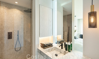 Moderne mediterrane design villa te koop met panoramisch zeezicht in Cascada de Camojan, Golden Mile, Marbella 34301 