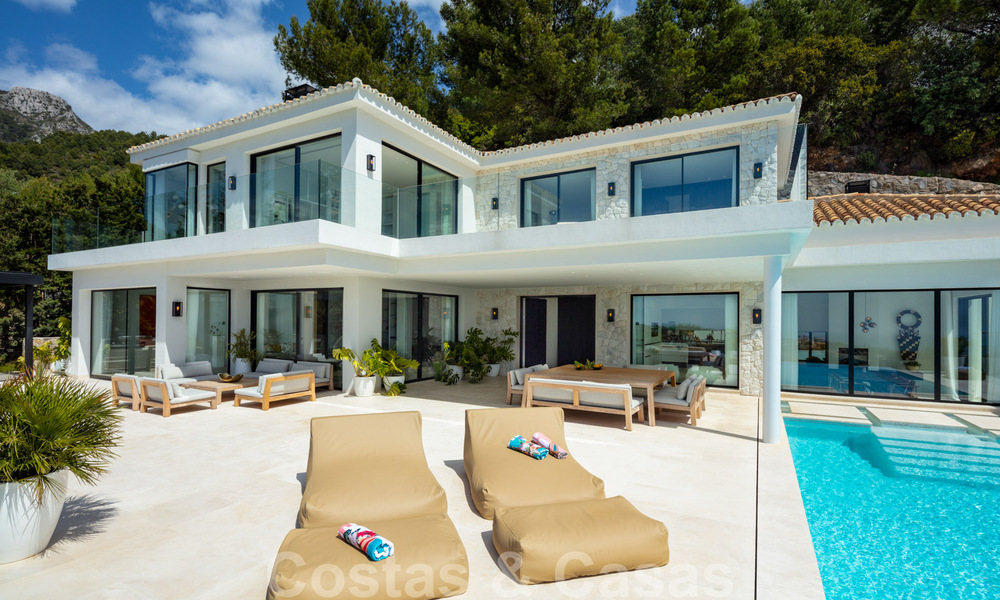 Moderne mediterrane design villa te koop met panoramisch zeezicht in Cascada de Camojan, Golden Mile, Marbella 34309