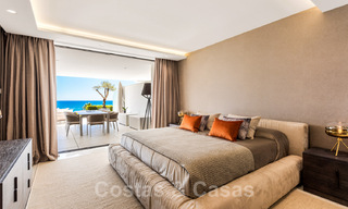 Neusje-van-de-zalm, modern instapklaar appartement te koop, direct aan het strand tussen Marbella en Estepona 34691 