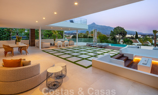 Designvilla in de zeer gewilde woonwijk Las Brisas in Nueva Andalucia met prachtig uitzicht op de La Concha berg in Marbella 34795 