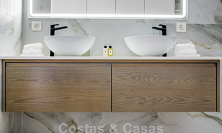 Smaakvol gerenoveerd appartement te koop met ruim terras, zee- en bergzicht in La Quinta golfresort, Benahavis - Marbella 34826 