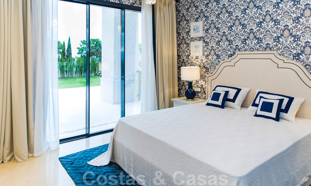 Nieuwe villa te koop in een eigentijdse klassieke stijl met zeezicht in vijfsterren golfresort in Marbella – Benahavis 34914
