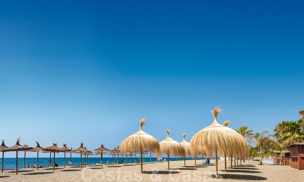 Moderne luxe appartementen te koop aan een idyllisch meer met panoramisch uitzicht in Nueva Andalucia - Marbella 34970