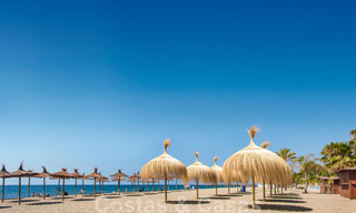 Moderne luxe appartementen te koop aan een idyllisch meer met panoramisch uitzicht in Nueva Andalucia - Marbella 34970 