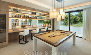 Exclusieve villa te koop, eerstelijns Aloha golf in afgesloten woonwijk in Nueva Andalucia - Marbella 35344 