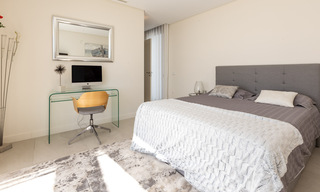 Instapklare, eigentijdse moderne villa te koop met golf- en zeezicht in vijfsterren golfresort in Marbella – Benahavis 35379 