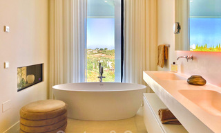 Instapklare, eigentijdse moderne villa te koop met golf- en zeezicht in vijfsterren golfresort in Marbella – Benahavis 35391 