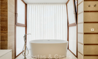 Instapklaar, nieuw penthouse te koop met panoramisch zeezicht te koop in een prachtig meer- en golfresort in Benahavis - Marbella 35467 