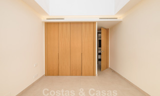 Instapklaar, nieuw penthouse te koop met panoramisch zeezicht te koop in een prachtig meer- en golfresort in Benahavis - Marbella 35470 