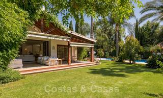 Romantische eerstelijns golf villa te koop in Nueva Andalucia, Marbella met prachtig uitzicht op de golfbaan 35503 