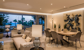 Exclusief appartement te koop met zeezicht in een eerstelijnsstrandcomplex aan de New Golden Mile, Marbella - Estepona 35543 