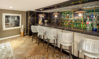 Tweedelijnsstrand luxevilla te koop in Puente Romano, Golden Mile, Marbella 35616 