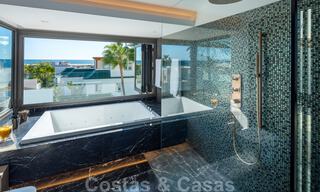 Tweedelijnsstrand luxevilla te koop in Puente Romano, Golden Mile, Marbella 35621 