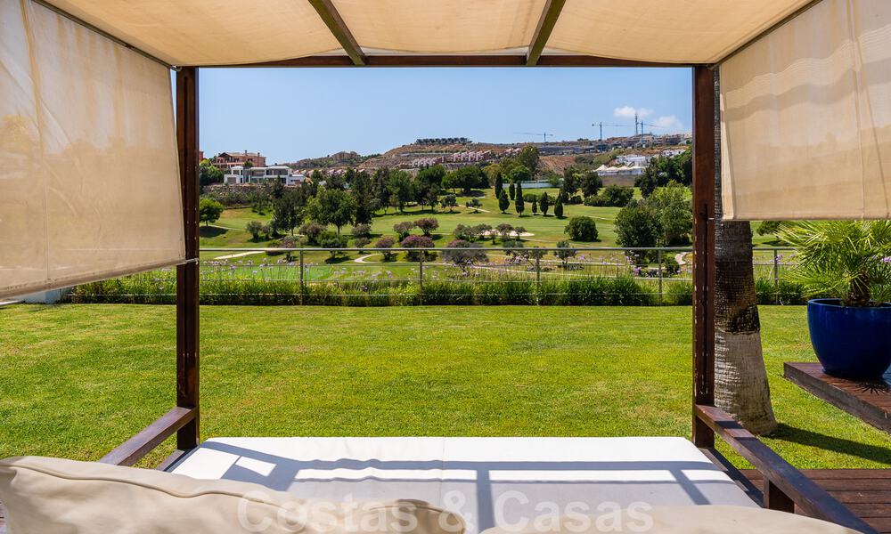 Instapklare luxevilla te koop, eerstelijns golf in Benahavis - Marbella 35810