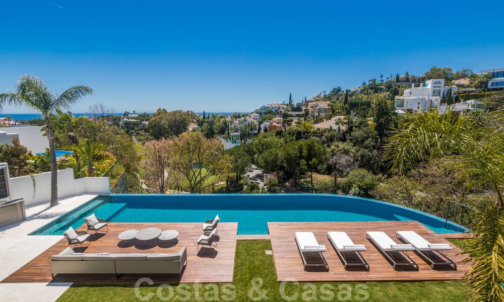 Instapklare, super luxueuze, nieuwe moderne villa te koop, met schitterend uitzicht in een golf urbanisatie in Marbella - Benahavis 35861